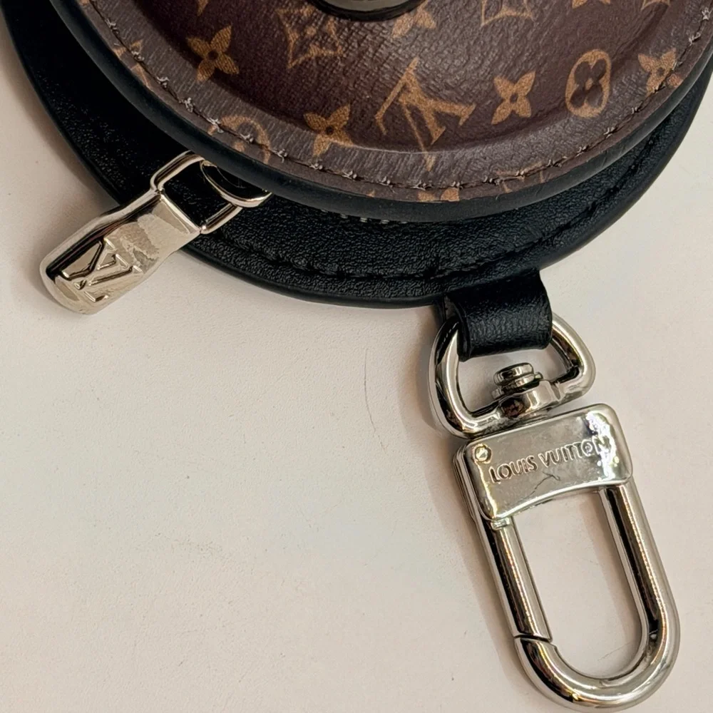 Louis Vuitton classic Monogram Alien Bag Charm / AirPod Case - Picture 4 of 5